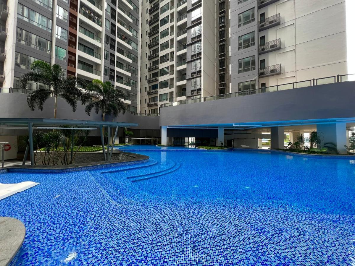 Luxury Homestay R&F Princess Cove Johor Bahru Exterior photo